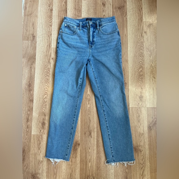 J. Crew Women’s Essential Straight Jean - Picture 2 of 5